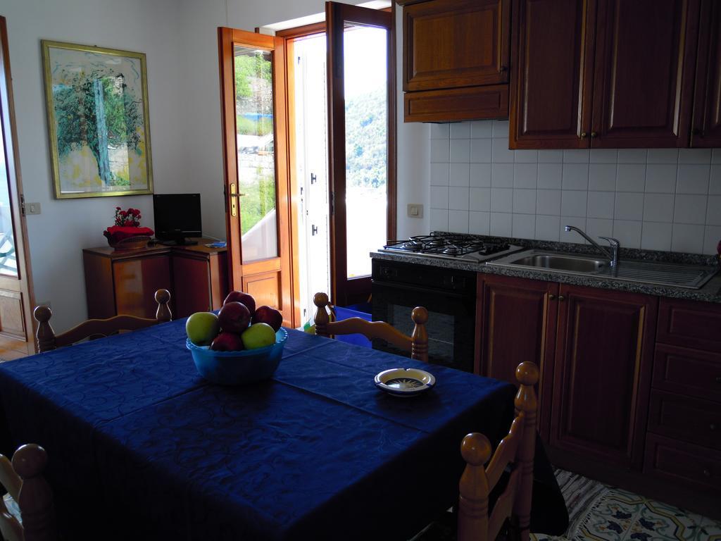 Villa Vista Mare Mela Липари Экстерьер фото
