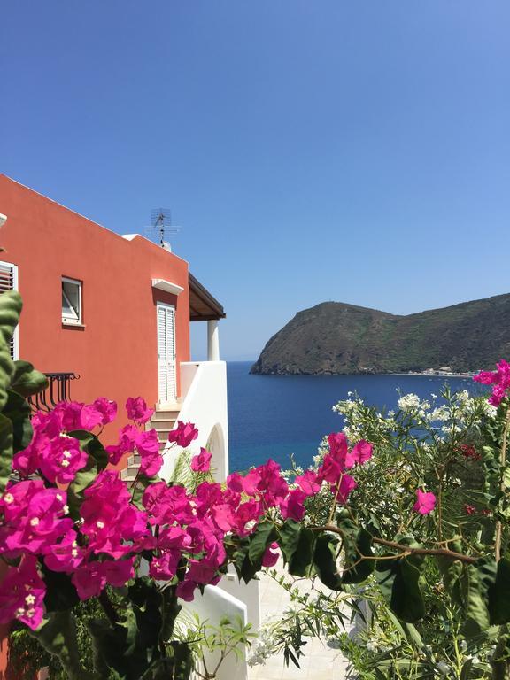 Villa Vista Mare Mela Липари Экстерьер фото