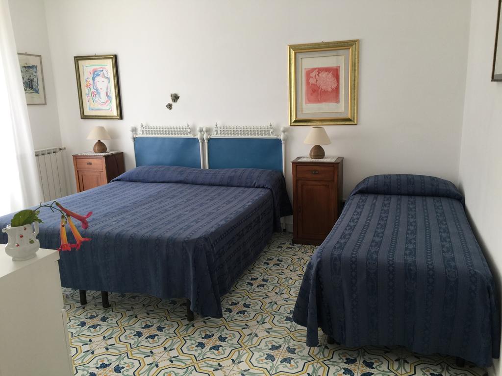 Villa Vista Mare Mela Липари Экстерьер фото
