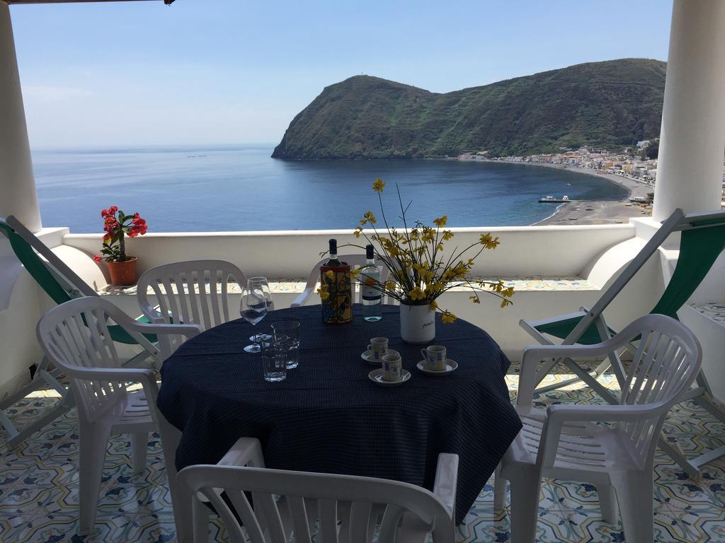 Villa Vista Mare Mela Липари Экстерьер фото