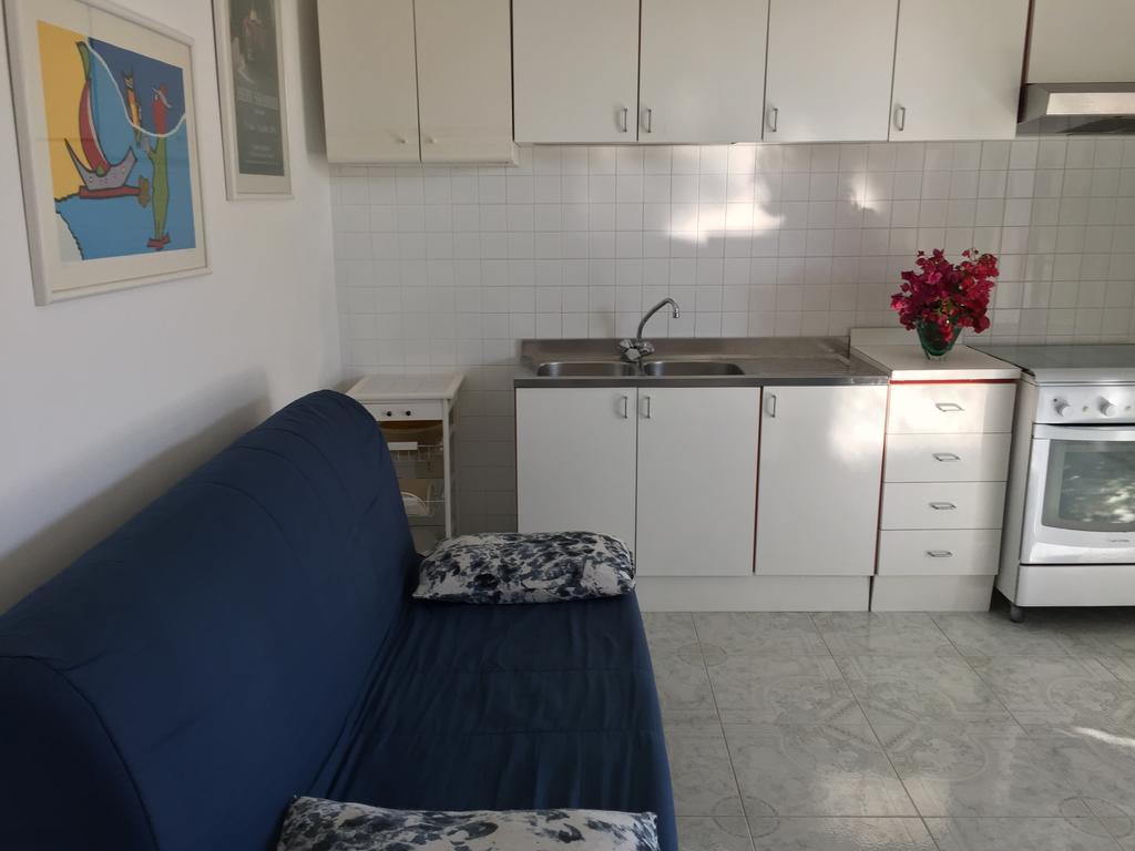 Villa Vista Mare Mela Липари Экстерьер фото