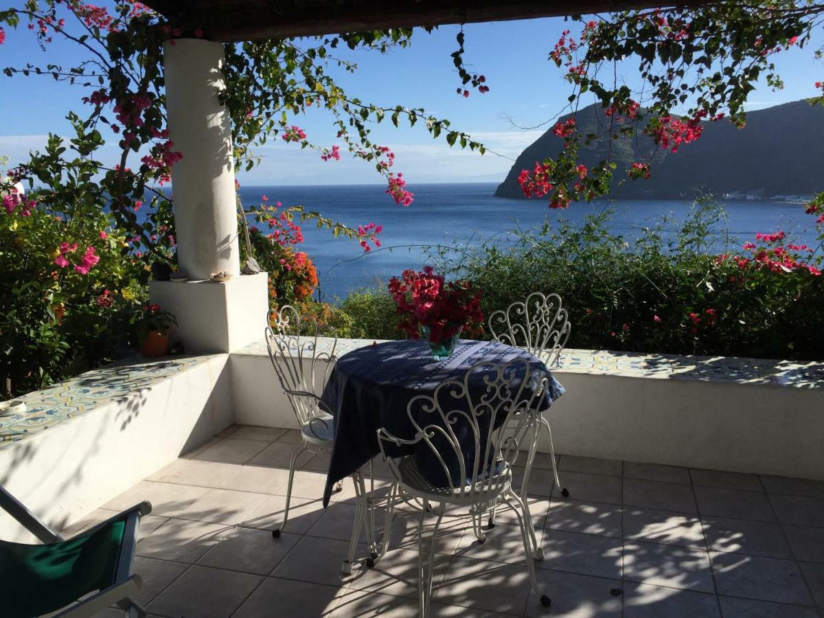 Villa Vista Mare Mela Липари Экстерьер фото