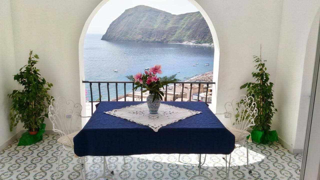 Villa Vista Mare Mela Липари Экстерьер фото